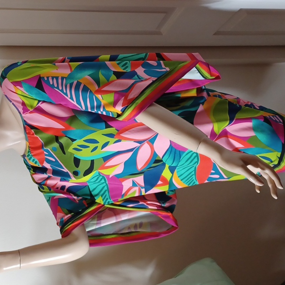 TRINA TURK MINI DRESS - Picture 13 of 17